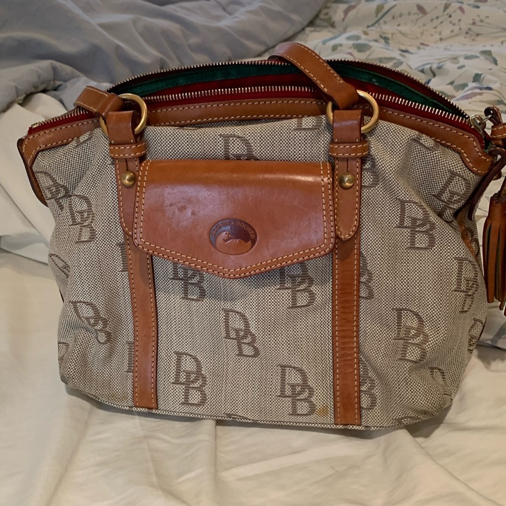 Dooney & Bourke purse
